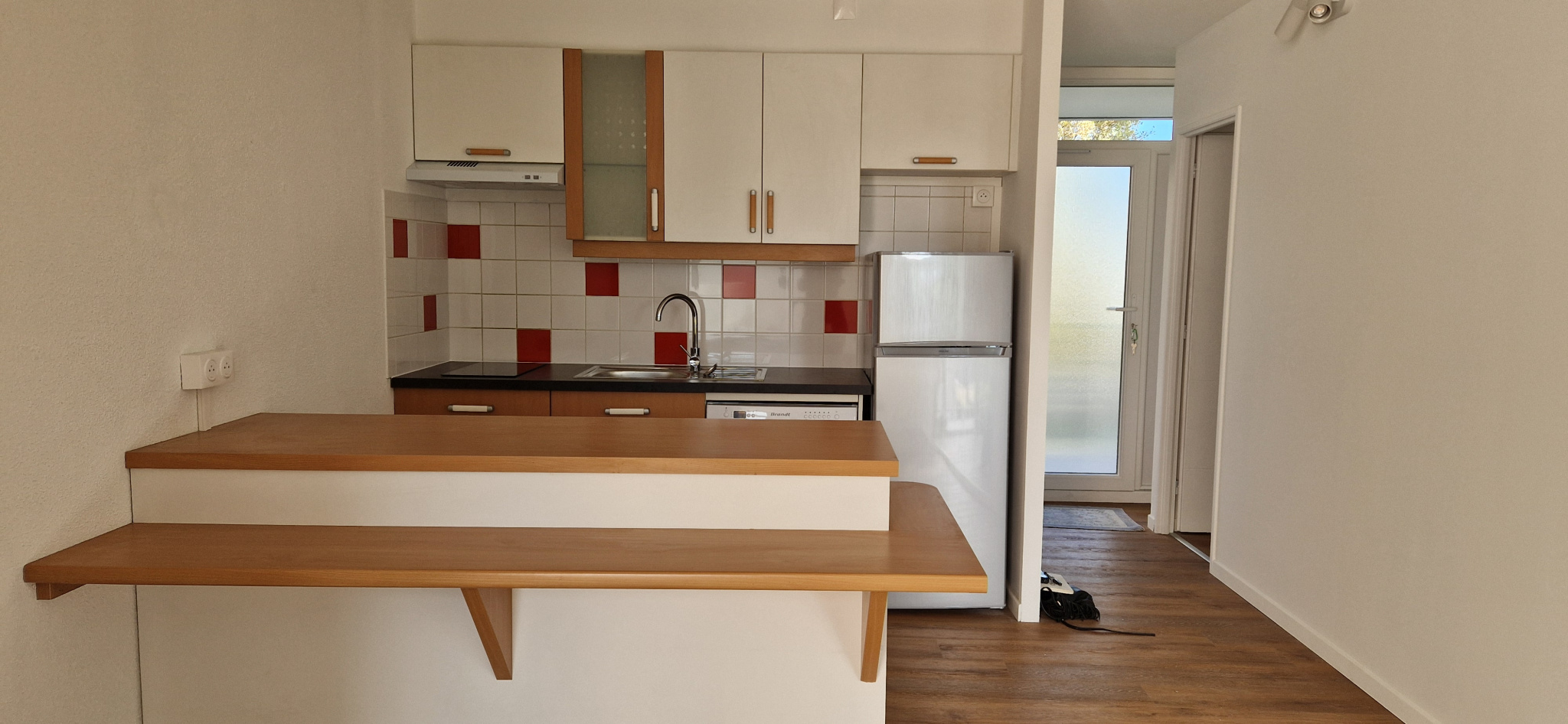 <Appartement Bordeaux V30000729