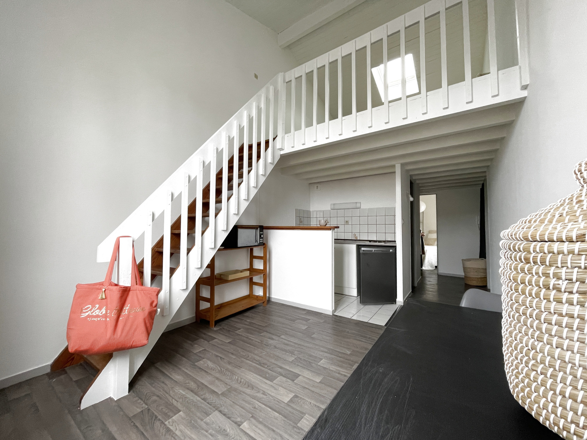 <Duplex Bordeaux V10000815