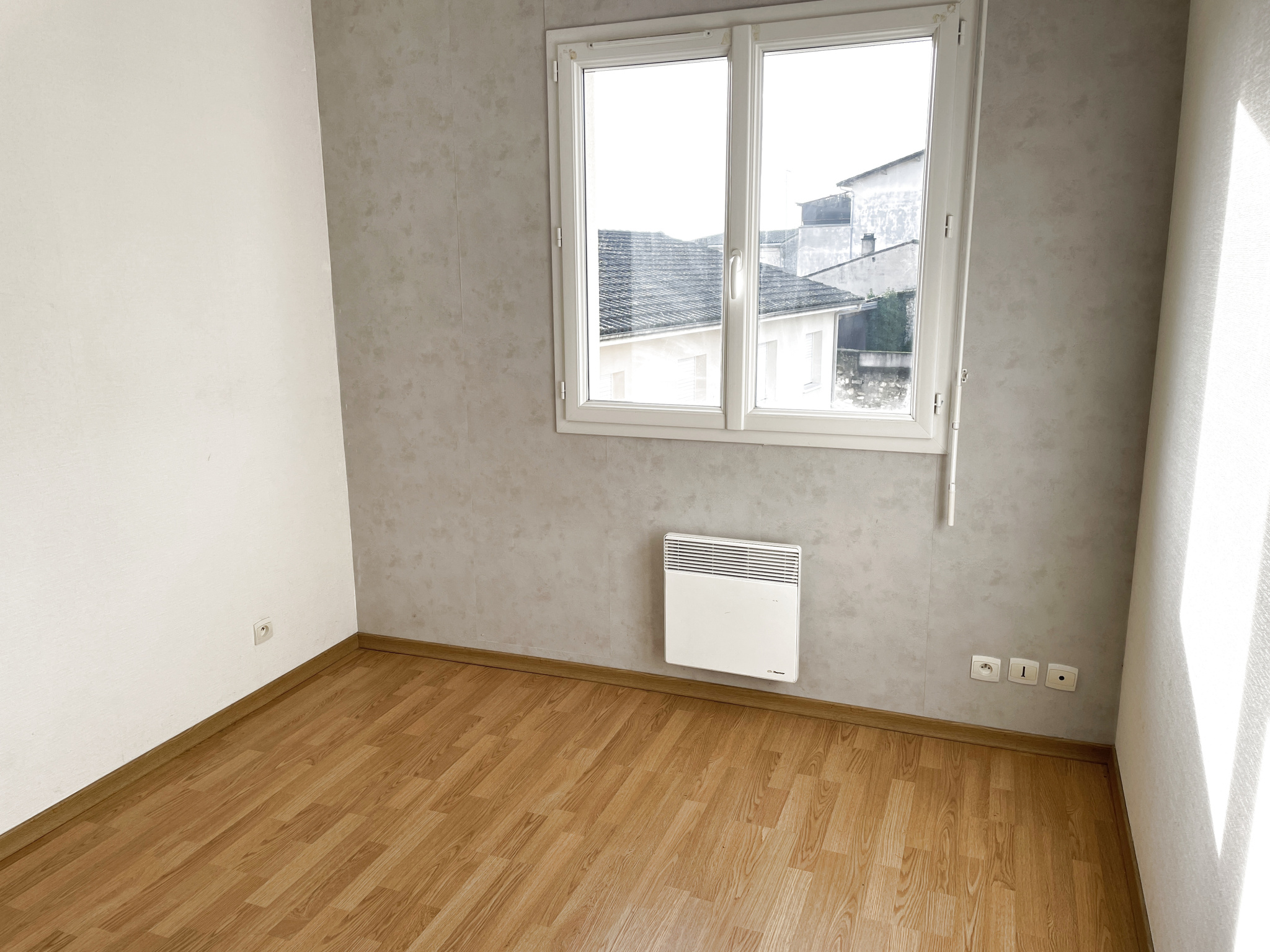 <Maison Bordeaux V30000668