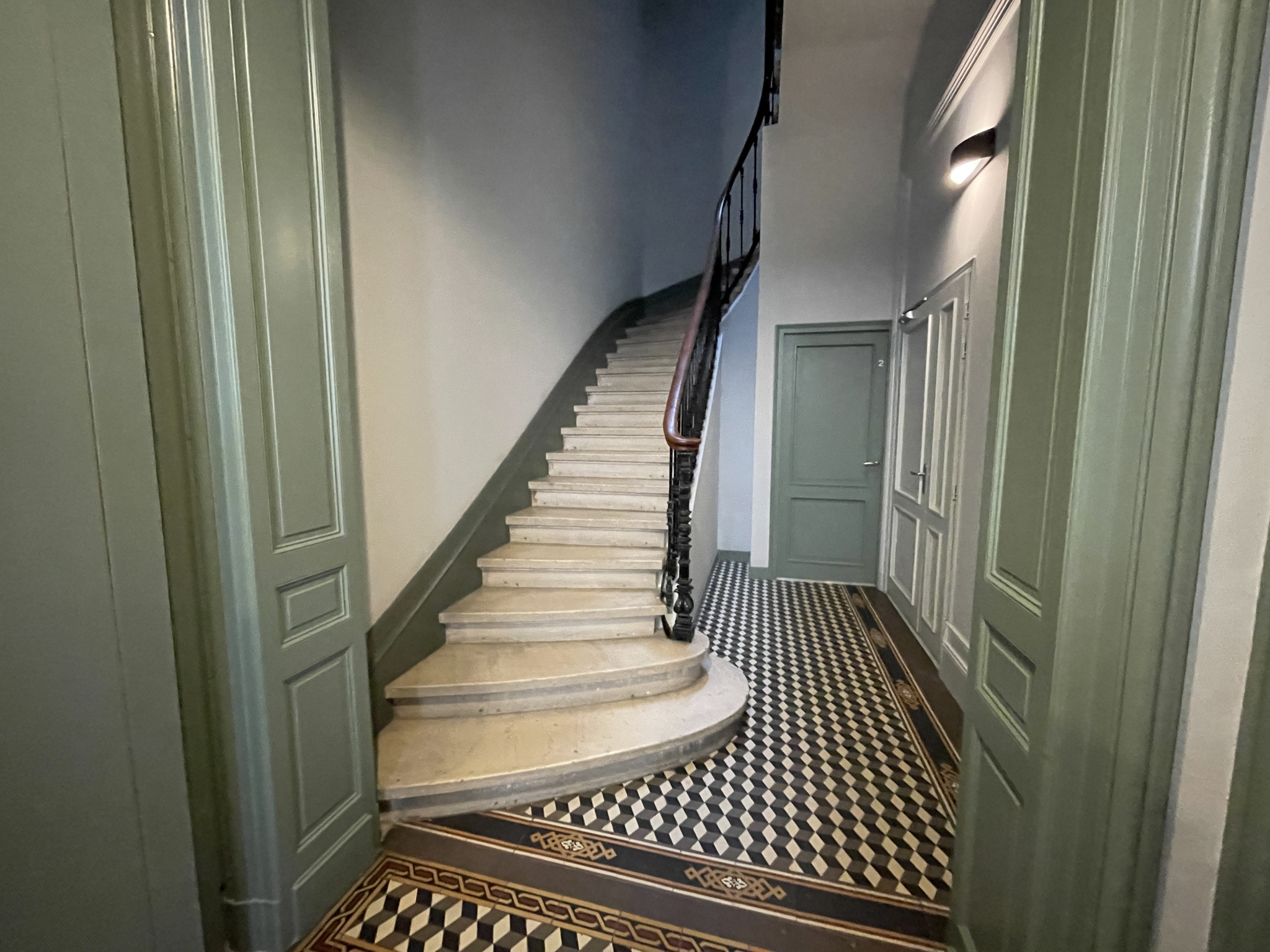 <Appartement Bordeaux V10000732