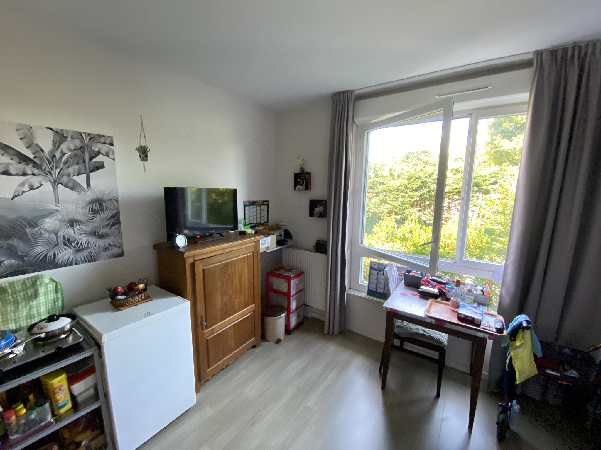 <Studio La brede V10000713
