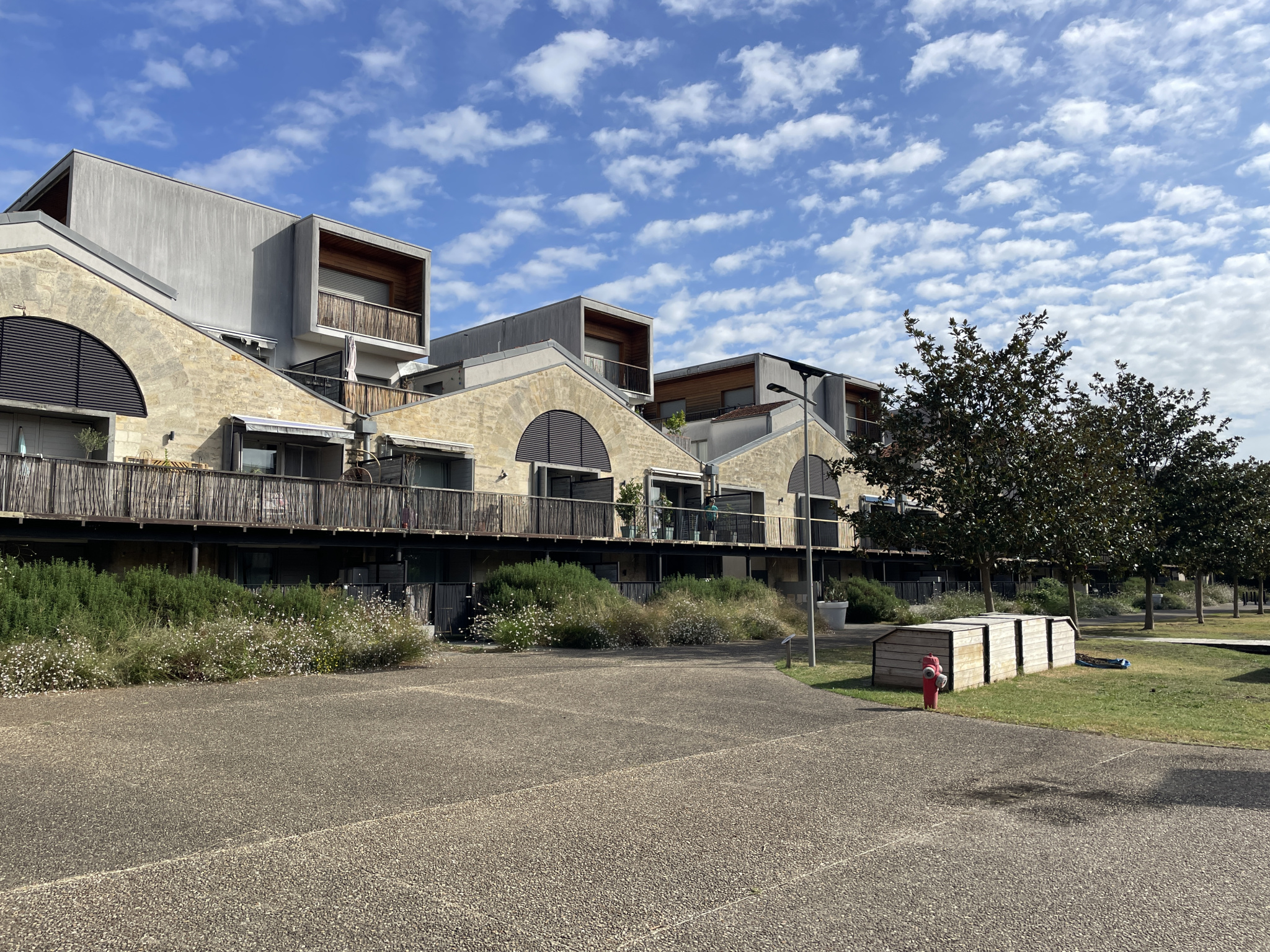 Studio Bordeaux V10000882